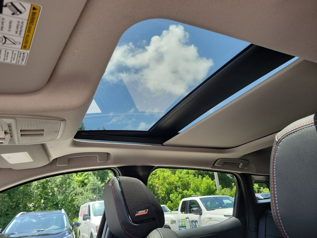 2026 Nissan Kicks SR Premium
