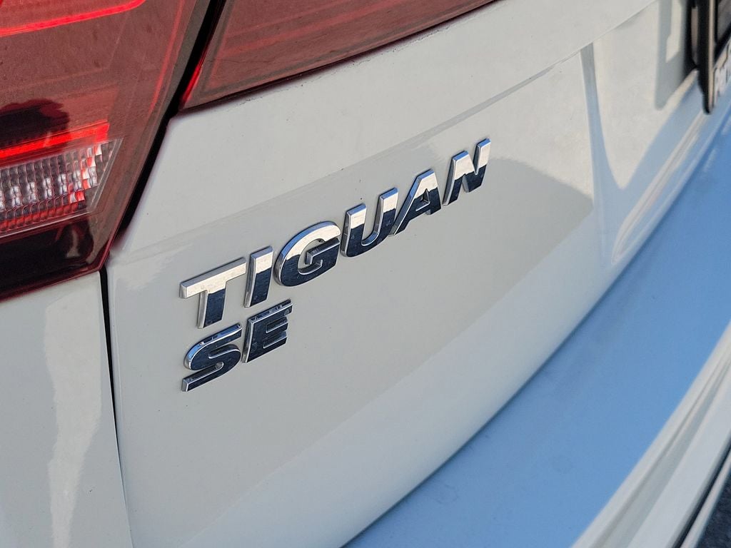 2020 Volkswagen Tiguan 2.0T SE R-Line Black 4Motion