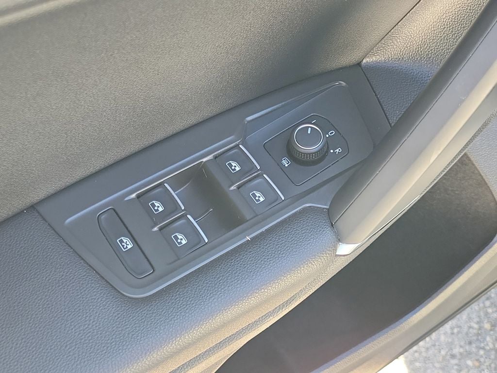 2020 Volkswagen Tiguan 2.0T SE R-Line Black 4Motion