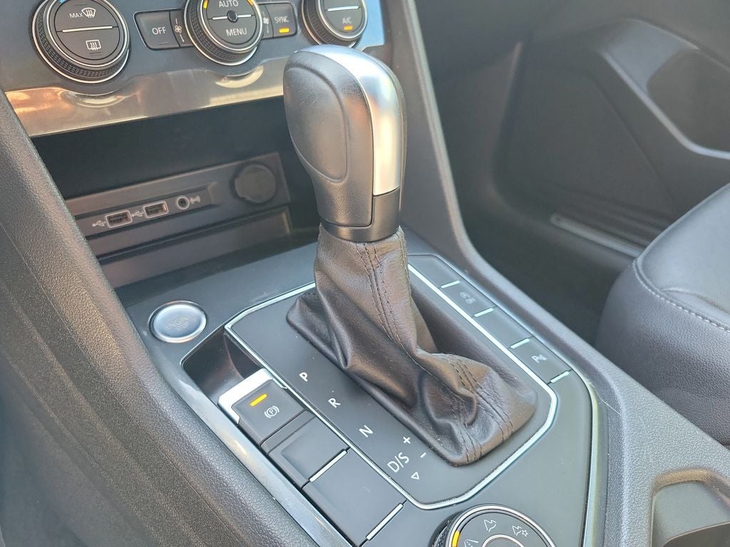 2020 Volkswagen Tiguan 2.0T SE R-Line Black 4Motion