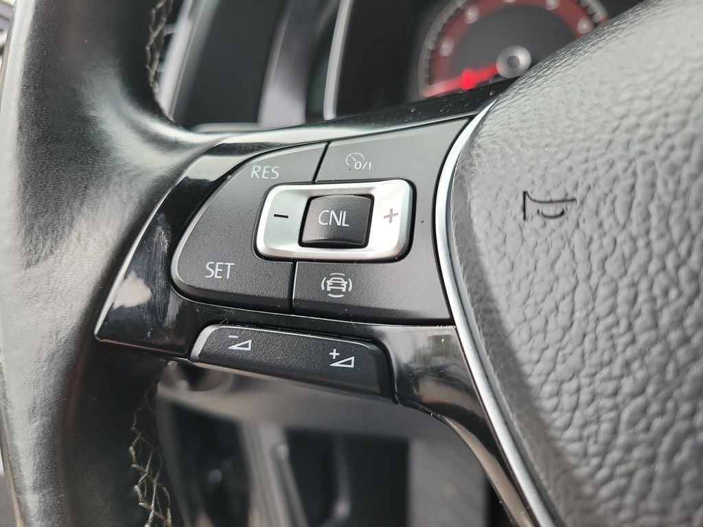 2019 Volkswagen Jetta R-Line