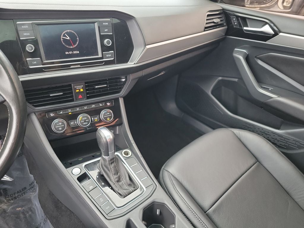 2019 Volkswagen Jetta R-Line