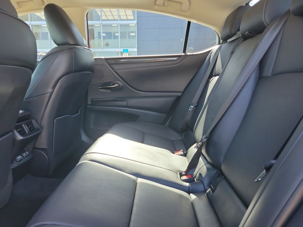 2019 Lexus ES 350