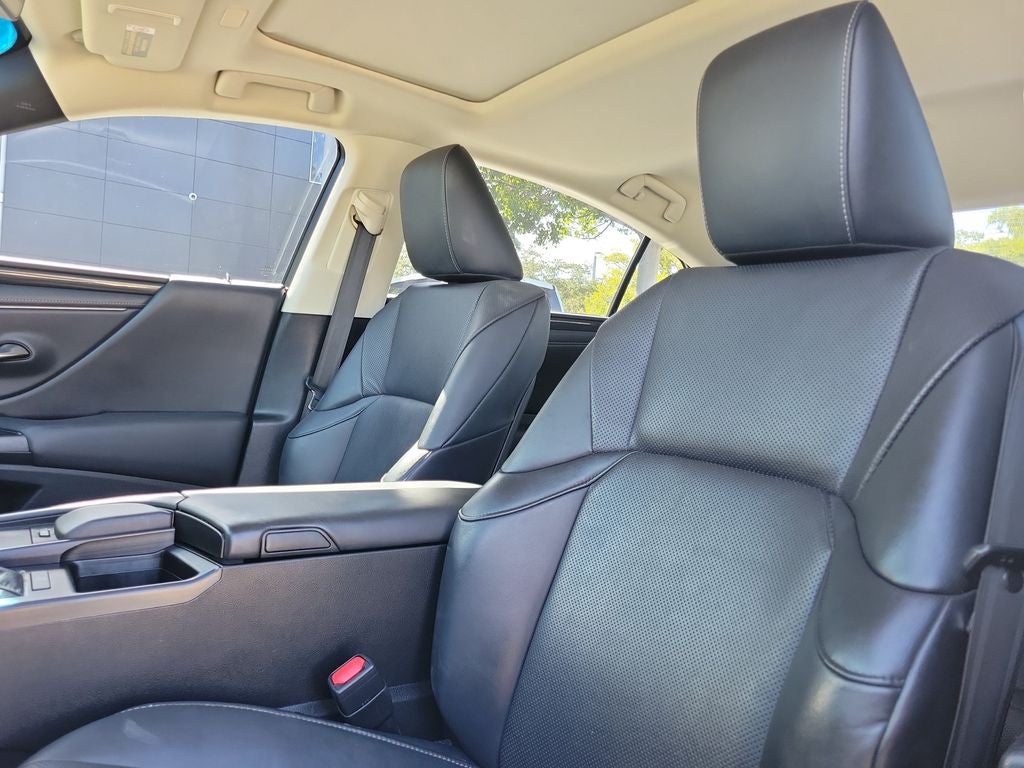 2019 Lexus ES 350