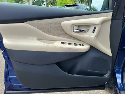 2022 Nissan Murano SL
