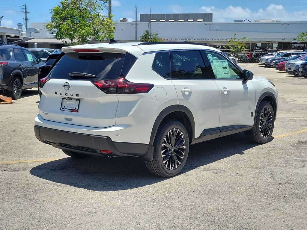 2026 Nissan Rogue Dark Armor