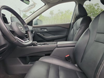 2022 Nissan Rogue SL w/Premium Package