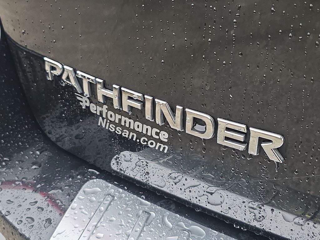 2019 Nissan Pathfinder SL