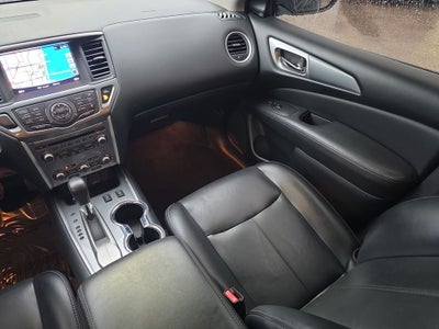 2019 Nissan Pathfinder SL