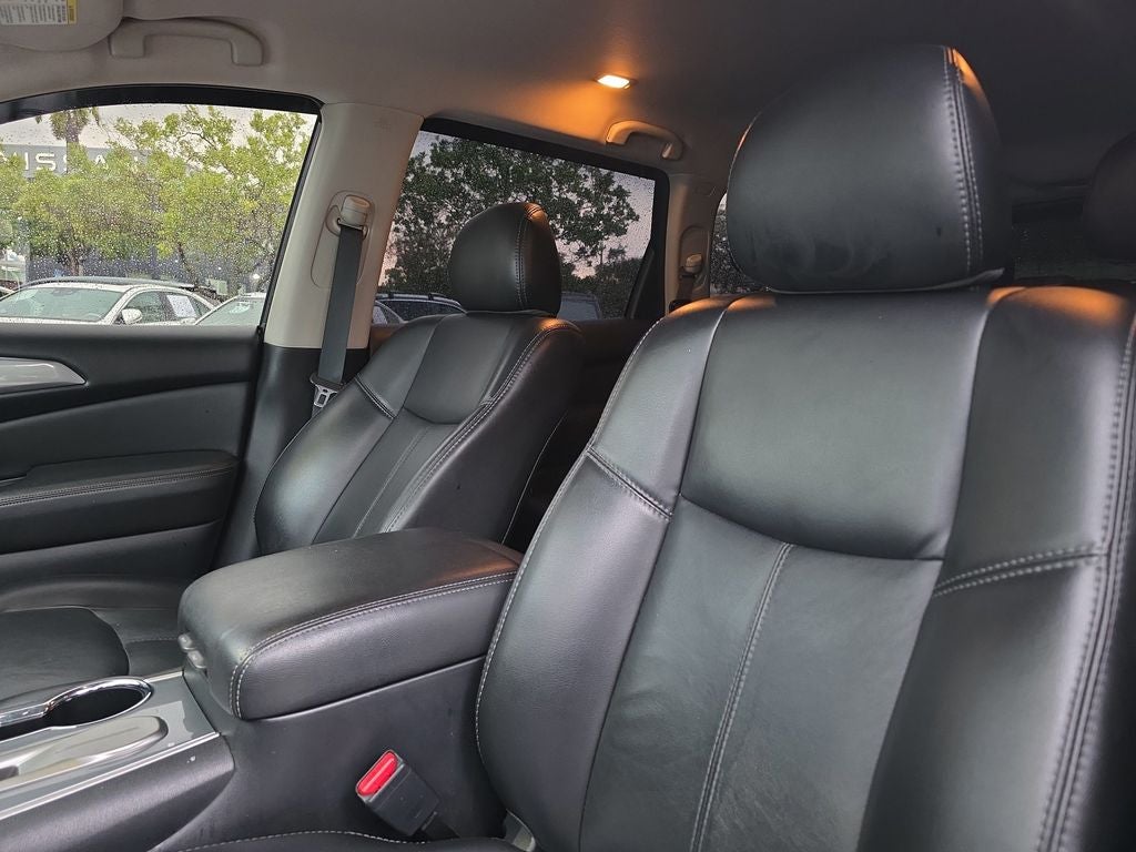 2019 Nissan Pathfinder SL