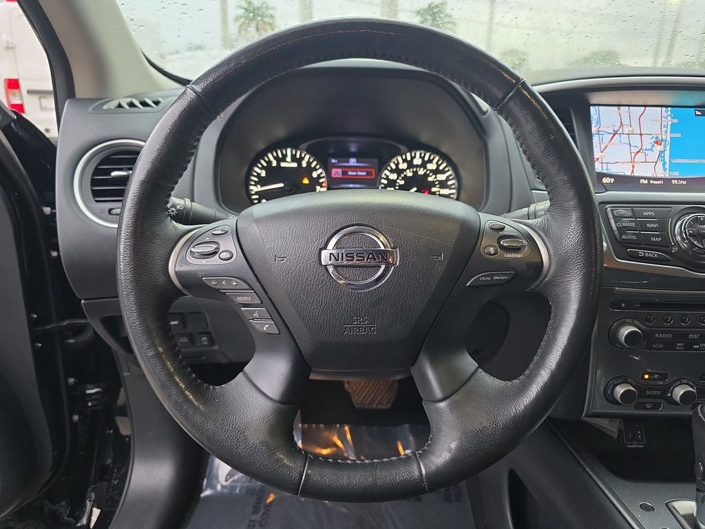 2019 Nissan Pathfinder SL
