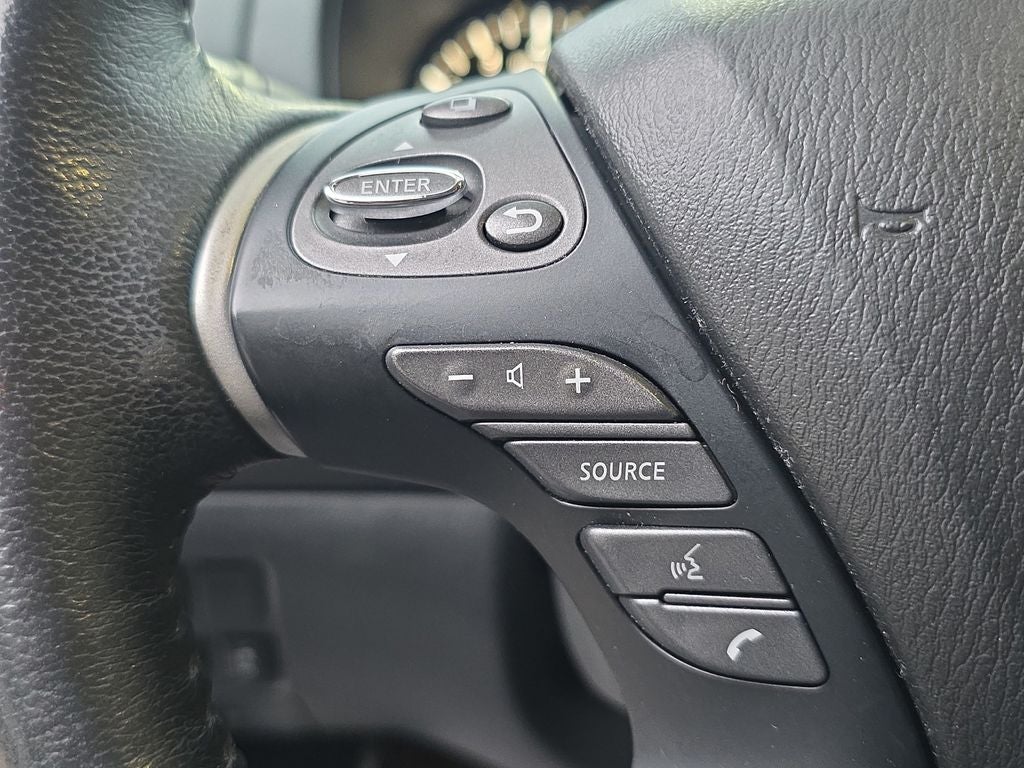 2019 Nissan Pathfinder SL