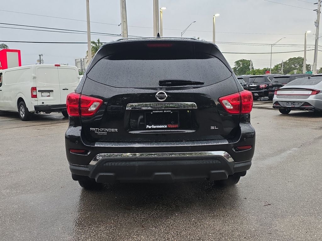2019 Nissan Pathfinder SL