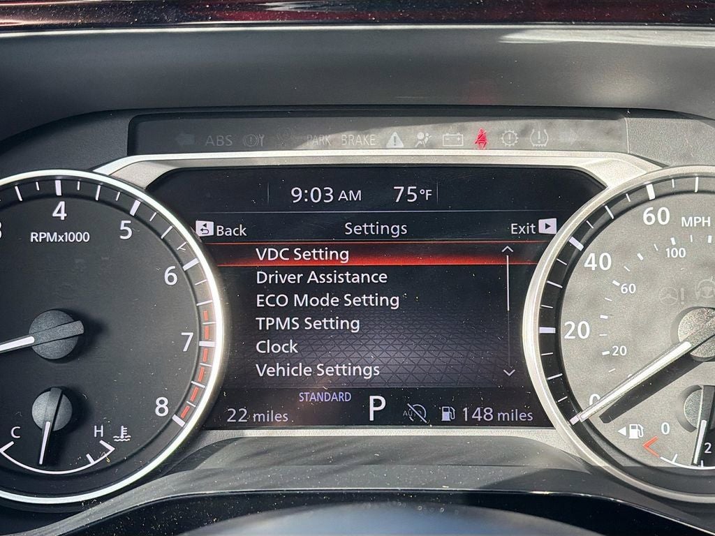 2025 Nissan Pathfinder SV