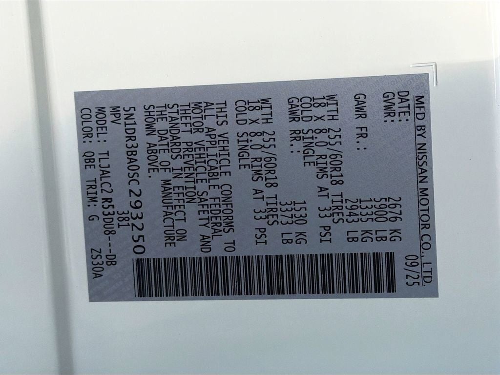 2025 Nissan Pathfinder SV