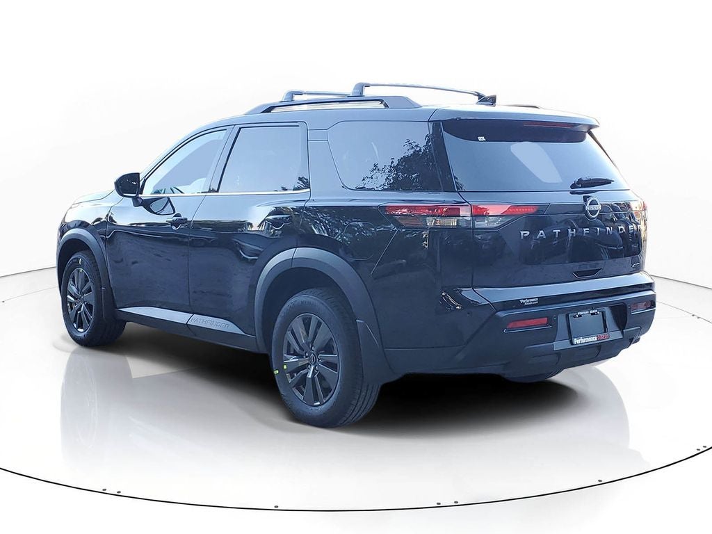 2026 Nissan Pathfinder SV