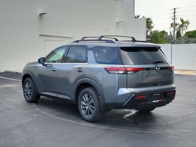 2026 Nissan Pathfinder SV