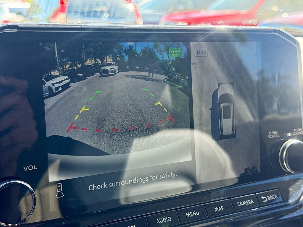 2022 Nissan Pathfinder SL 4WD W/ PREMIUM PKG