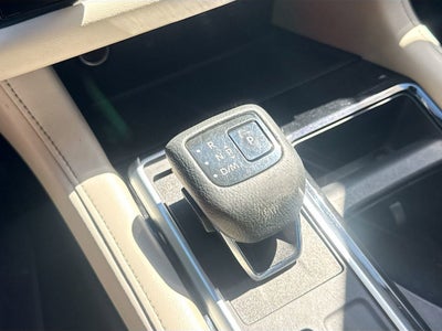 2022 Nissan Pathfinder SL 4WD W/ PREMIUM PKG