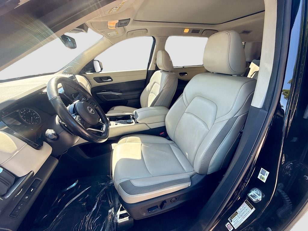 2022 Nissan Pathfinder SL 4WD W/ PREMIUM PKG