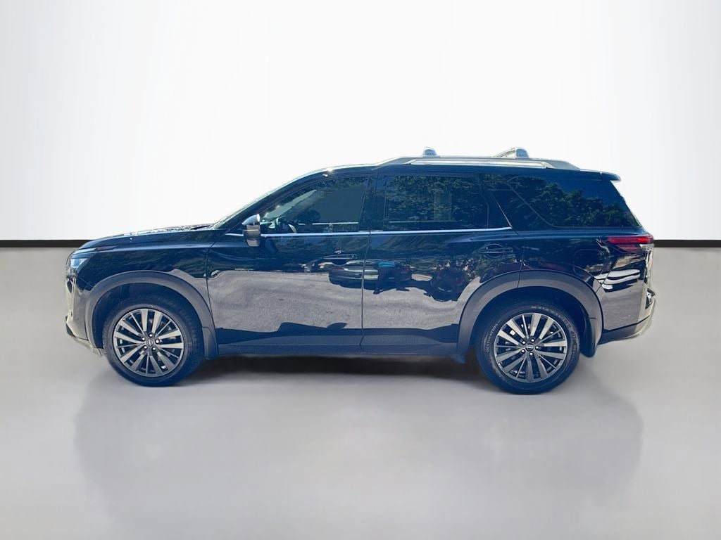2022 Nissan Pathfinder SL 4WD W/ PREMIUM PKG