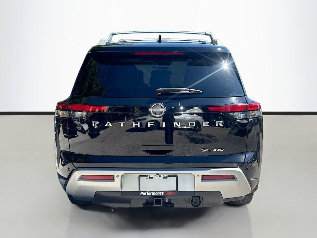 2022 Nissan Pathfinder SL 4WD W/ PREMIUM PKG