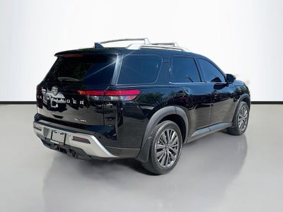 2022 Nissan Pathfinder SL 4WD W/ PREMIUM PKG