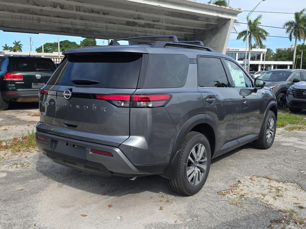2026 Nissan Pathfinder SL