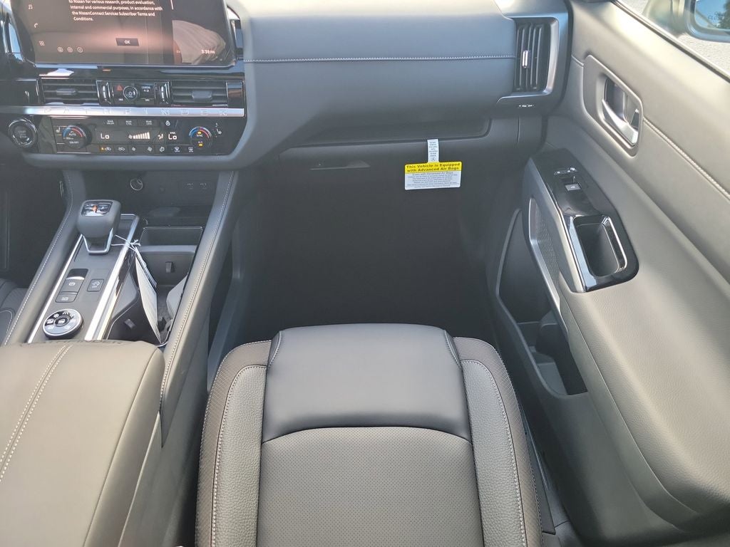 2026 Nissan Pathfinder SL Premium