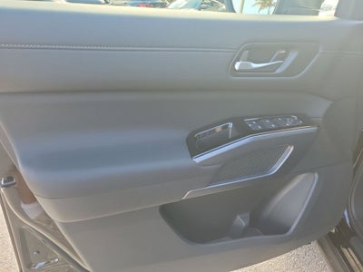 2026 Nissan Pathfinder SL Premium