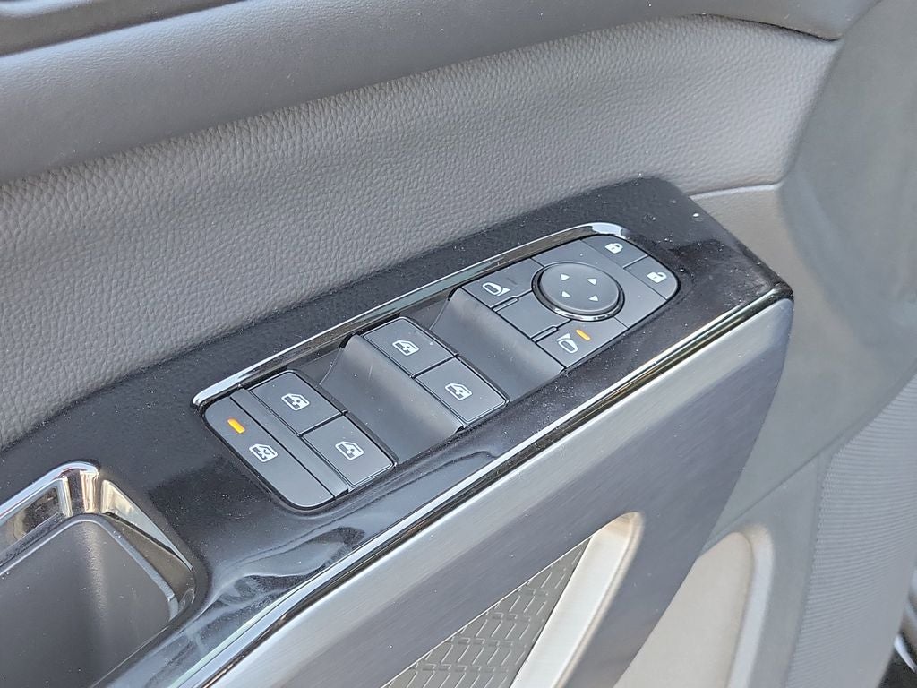 2026 Nissan Pathfinder SL Premium