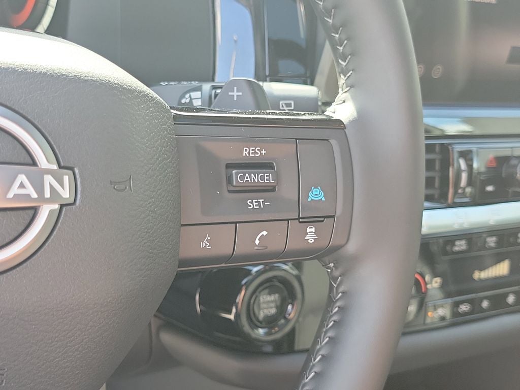 2026 Nissan Pathfinder SL Premium