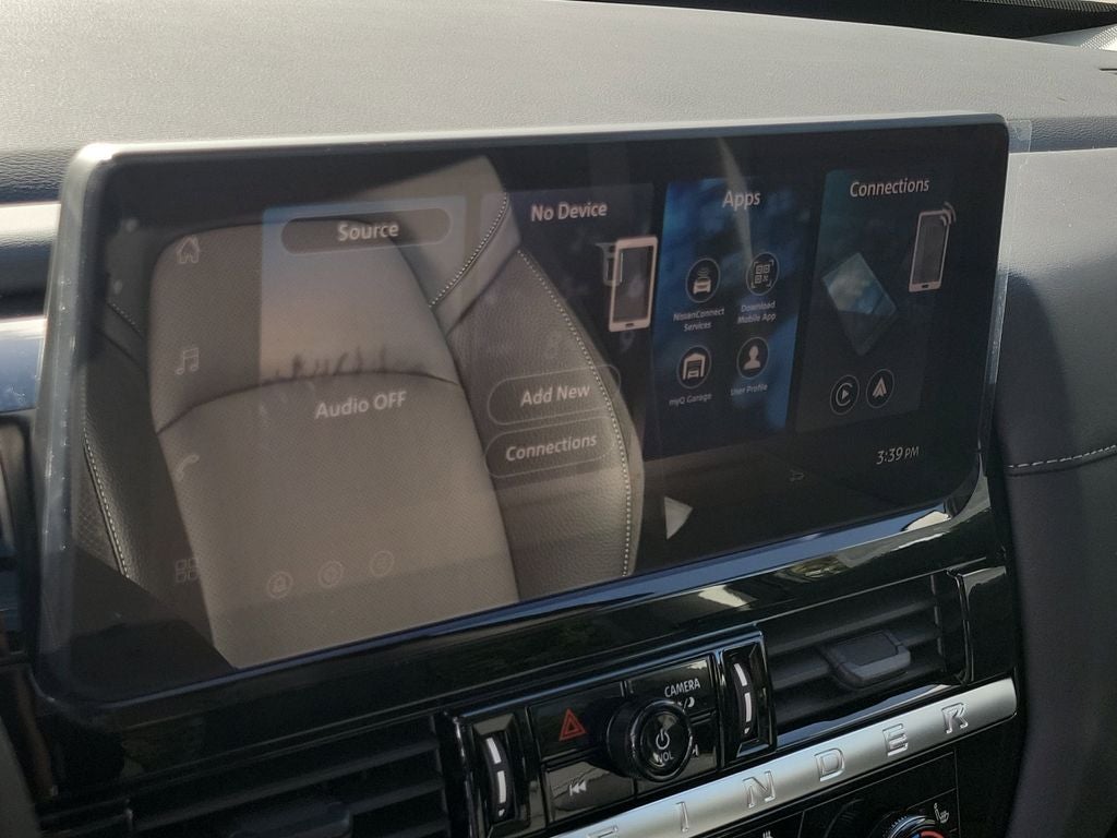 2026 Nissan Pathfinder SL Premium