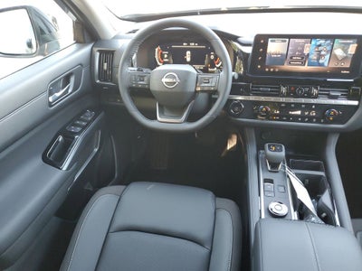 2026 Nissan Pathfinder SL Premium