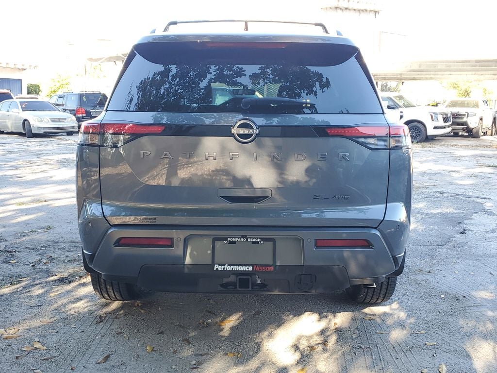 2026 Nissan Pathfinder SL Premium