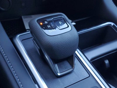 2026 Nissan Pathfinder SL Premium