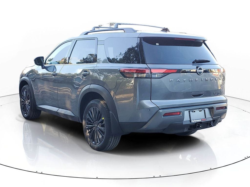 2026 Nissan Pathfinder SL Premium