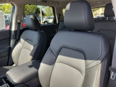 2026 Nissan Pathfinder SL Premium