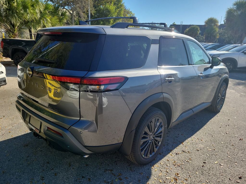 2026 Nissan Pathfinder SL Premium