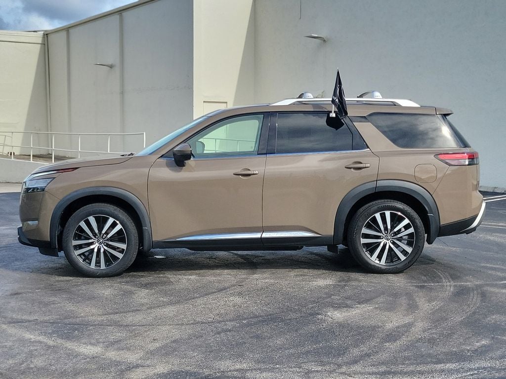 2023 Nissan Pathfinder Platinum