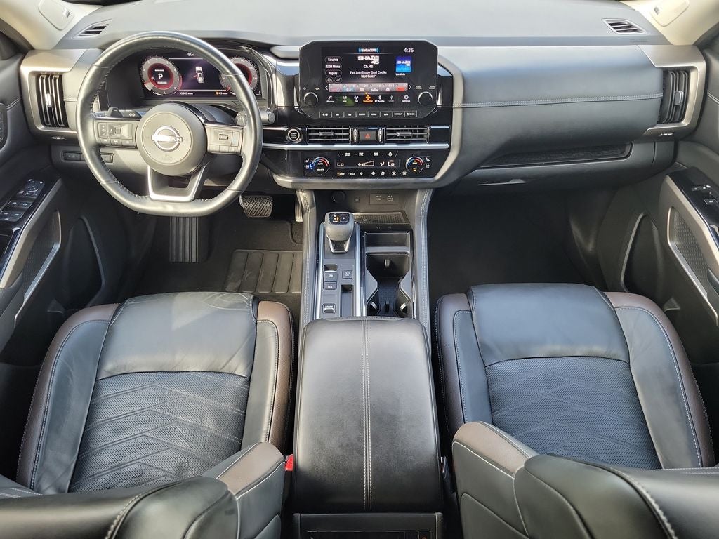 2023 Nissan Pathfinder Platinum