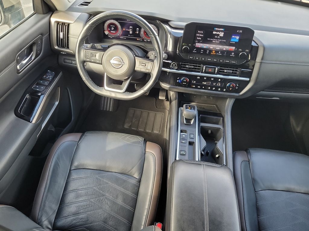 2023 Nissan Pathfinder Platinum