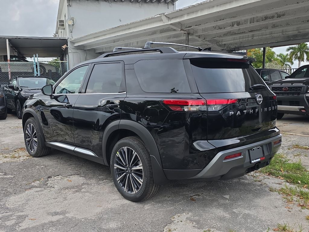 2026 Nissan Pathfinder Platinum