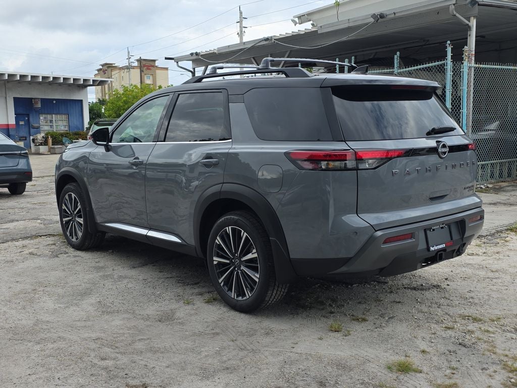 2026 Nissan Pathfinder Platinum