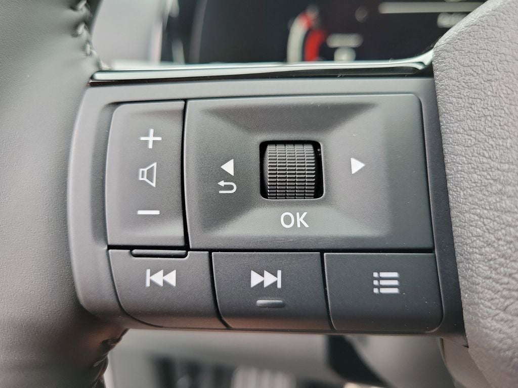 2026 Nissan Pathfinder Platinum CPT Seats