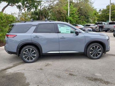 2026 Nissan Pathfinder Platinum CPT Seats