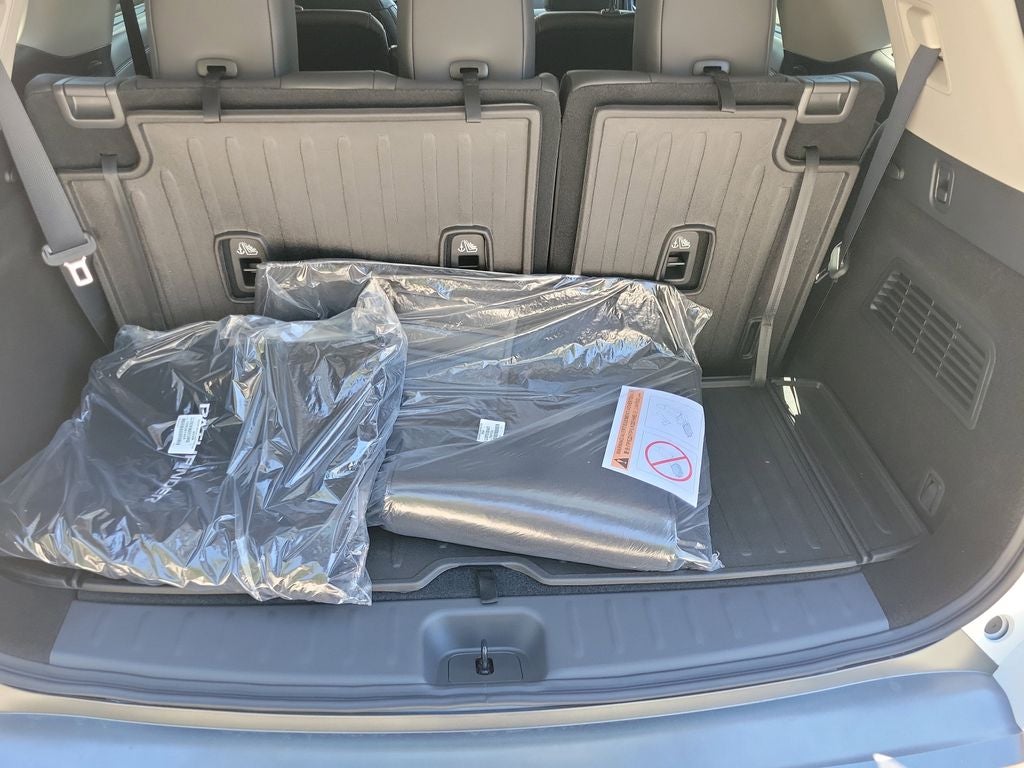 2026 Nissan Pathfinder Platinum CPT Seat