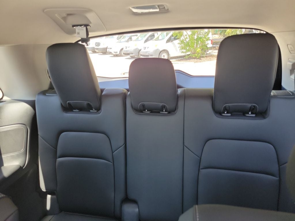 2026 Nissan Pathfinder Platinum CPT Seat