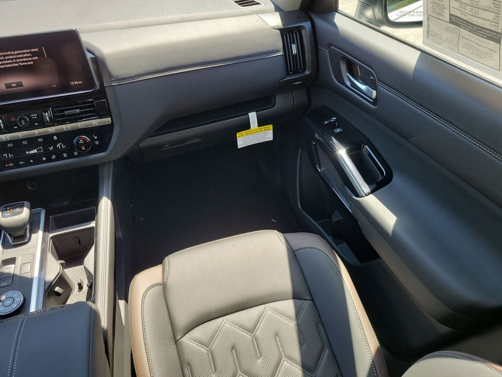 2026 Nissan Pathfinder Platinum CPT Seat