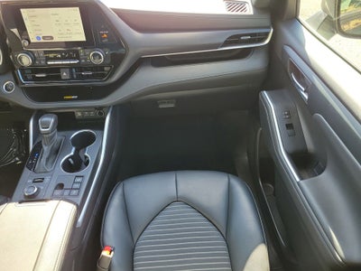 2024 Toyota Highlander XSE